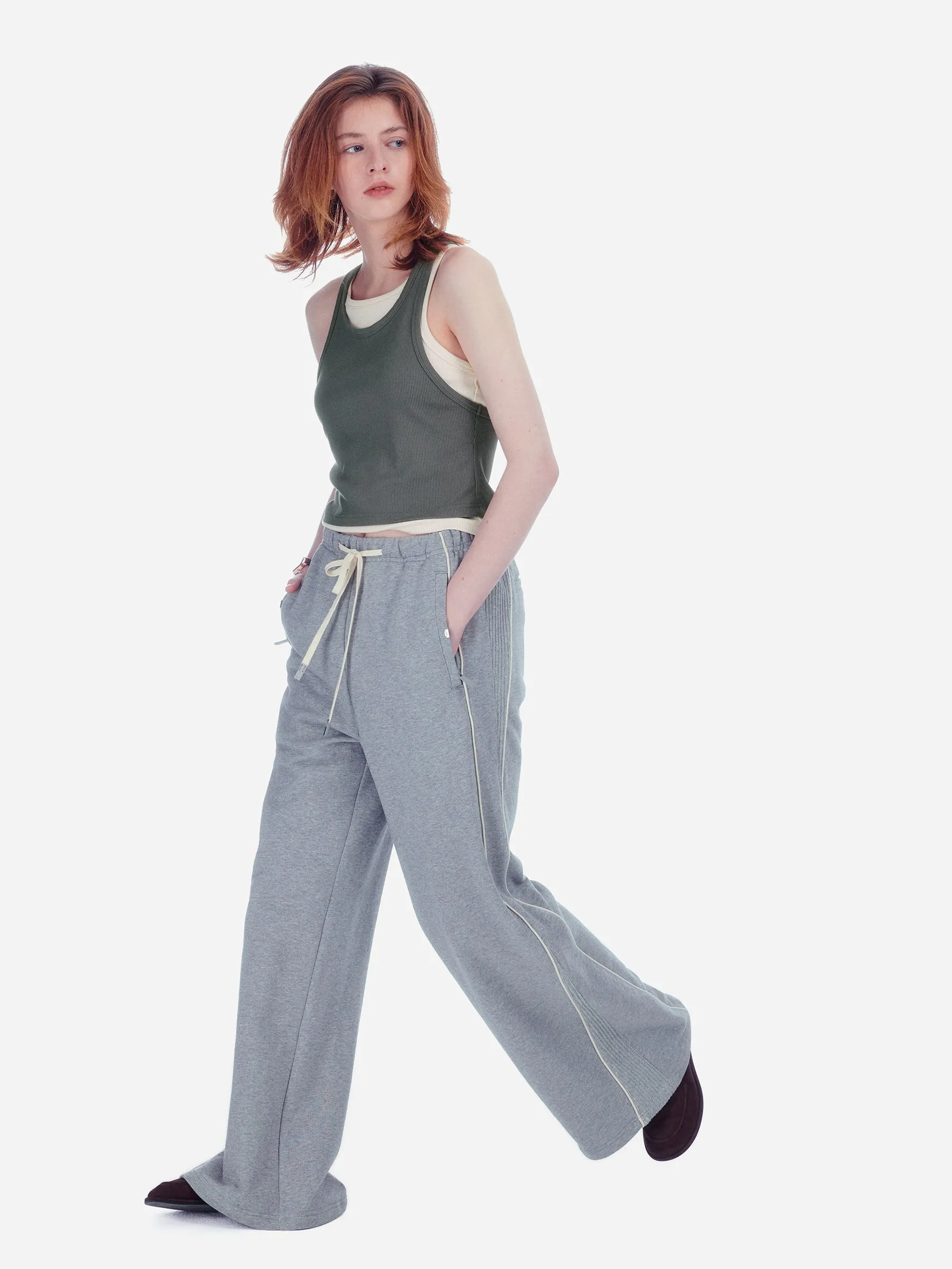 009 - Loosely Paneled Sweatpants