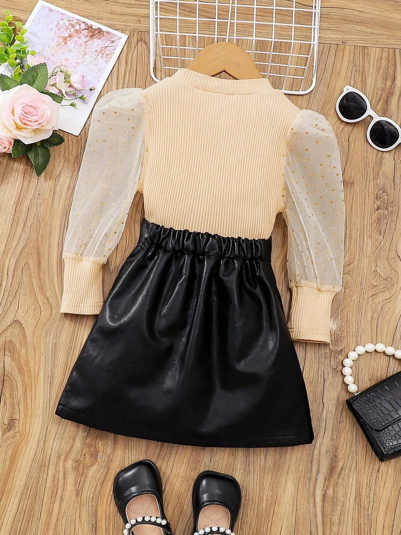 2pcs Young Girls' Elegant & Gentlemanly Classic Skirt Set, Featuring Soft Ribbed Knit Sweater With Metallic Mesh Sleeve Trim And High-End Zipper A-Line Pleated Leather Skirt, Fashionable Autumn/Winter Outfit