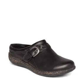 Aetrex Women's Libby Leather Clog in Black