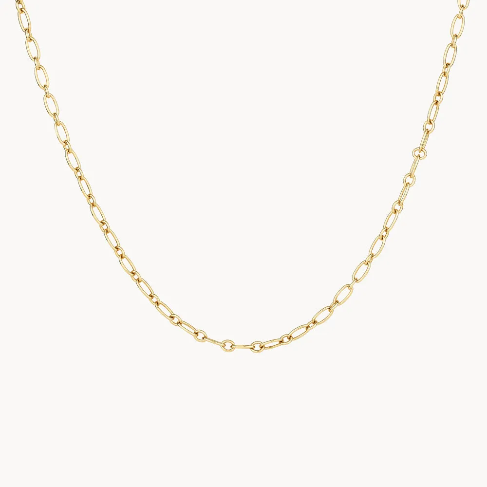 Alternating Paperclip Chain Necklace in Gold