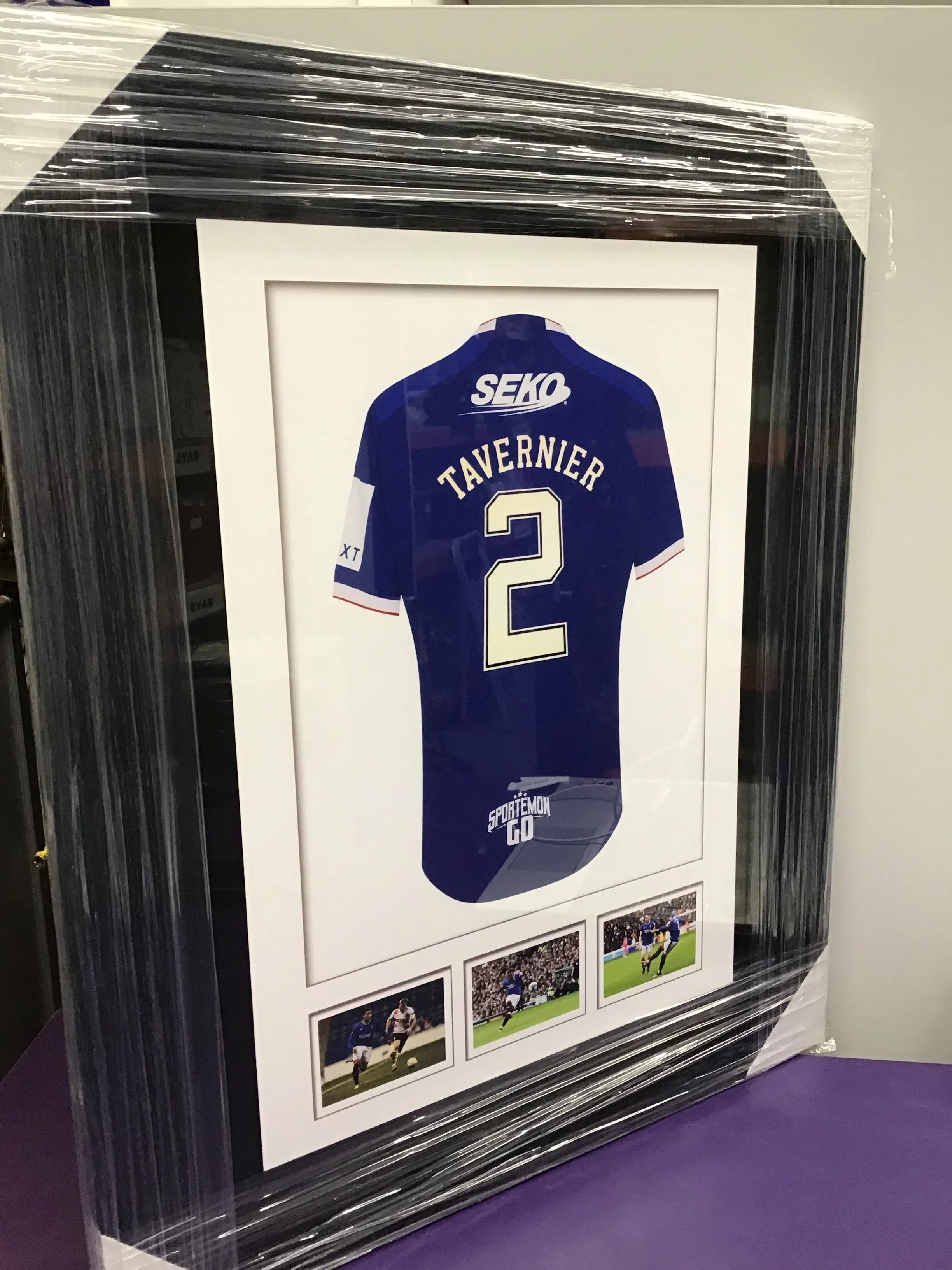 **BRAND NEW & WRAPPED** RANGERS F.C. Framed Print **TAVERNIER**