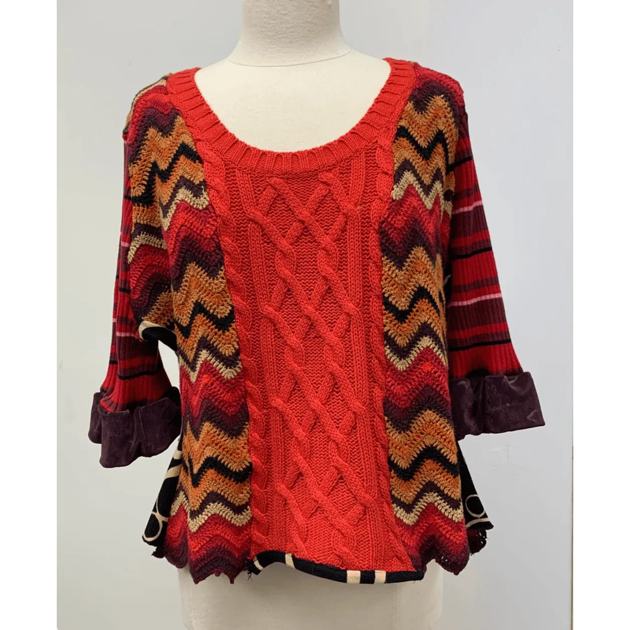 Crochet knit scoop neck red pullover in cottons. One size