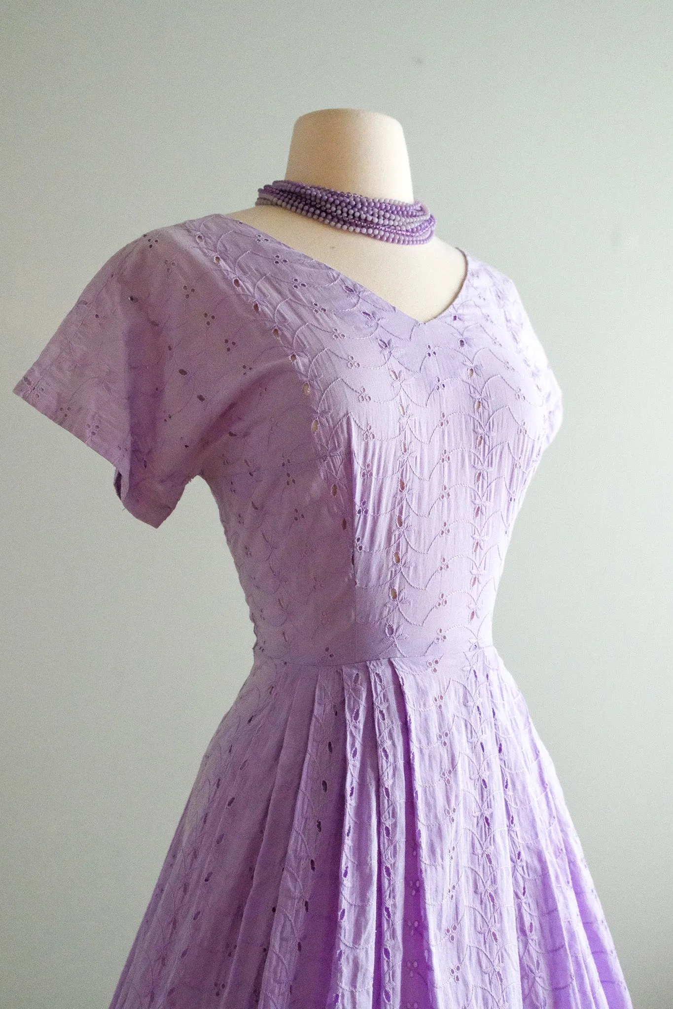 Darling 1950's Lavendar Eyelet Cotton Sundress / Sz SM