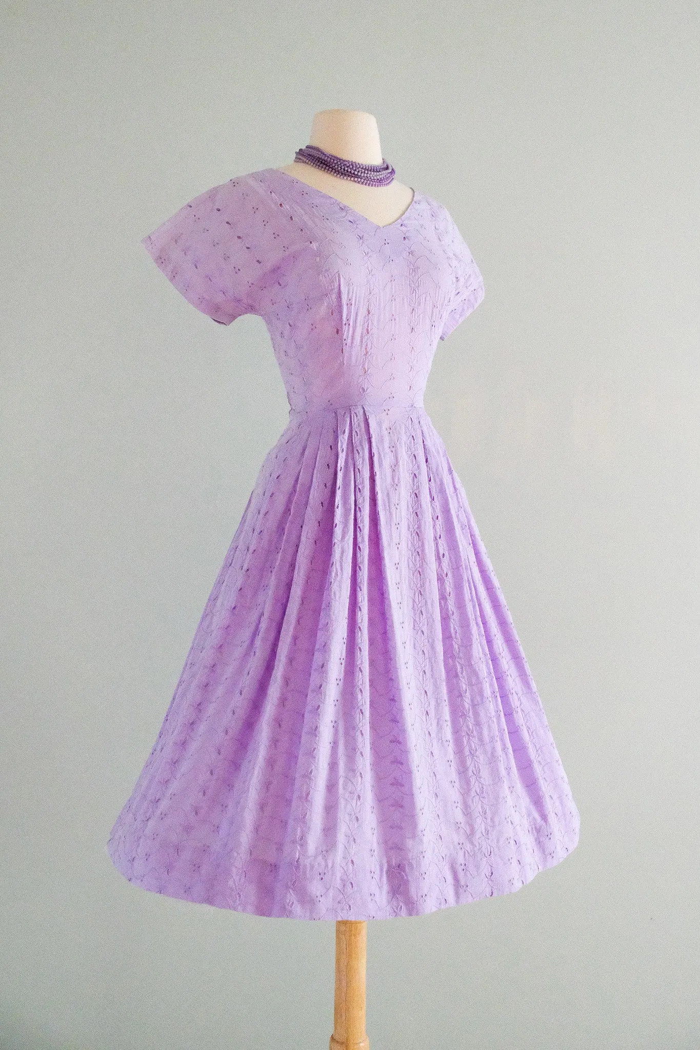 Darling 1950's Lavendar Eyelet Cotton Sundress / Sz SM