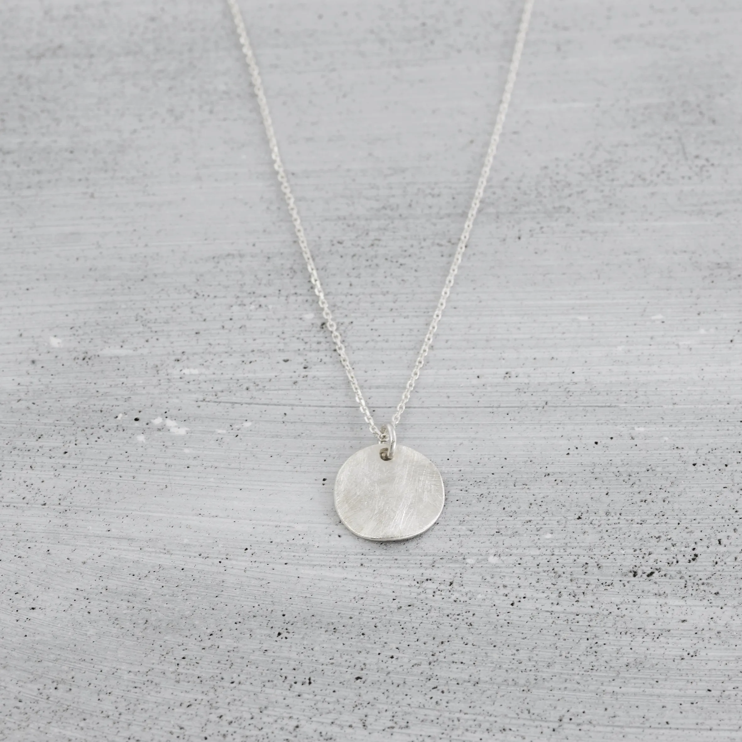 Full moon Necklace - Silver