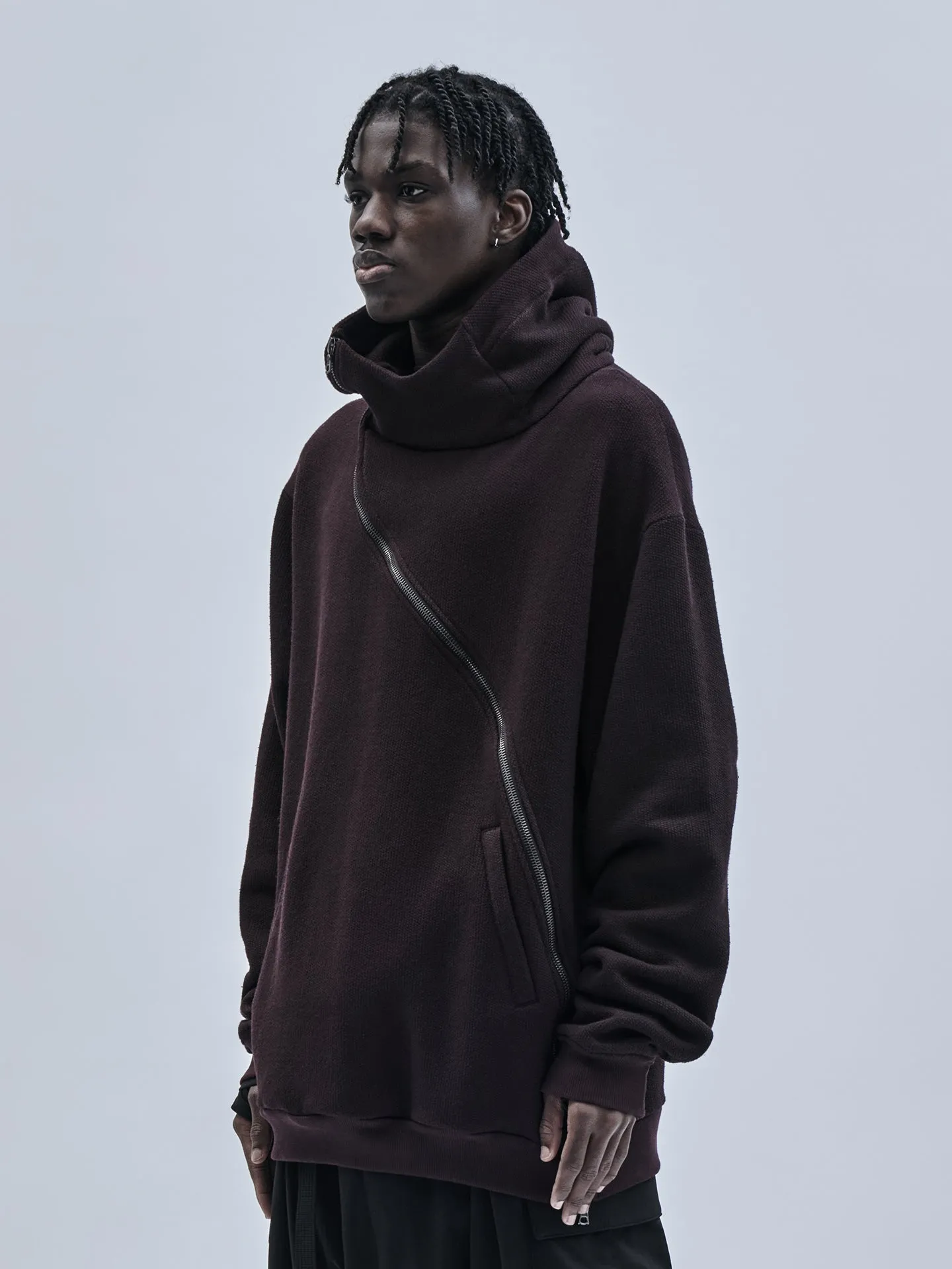 gurutze hoodie cold dyed burgundy