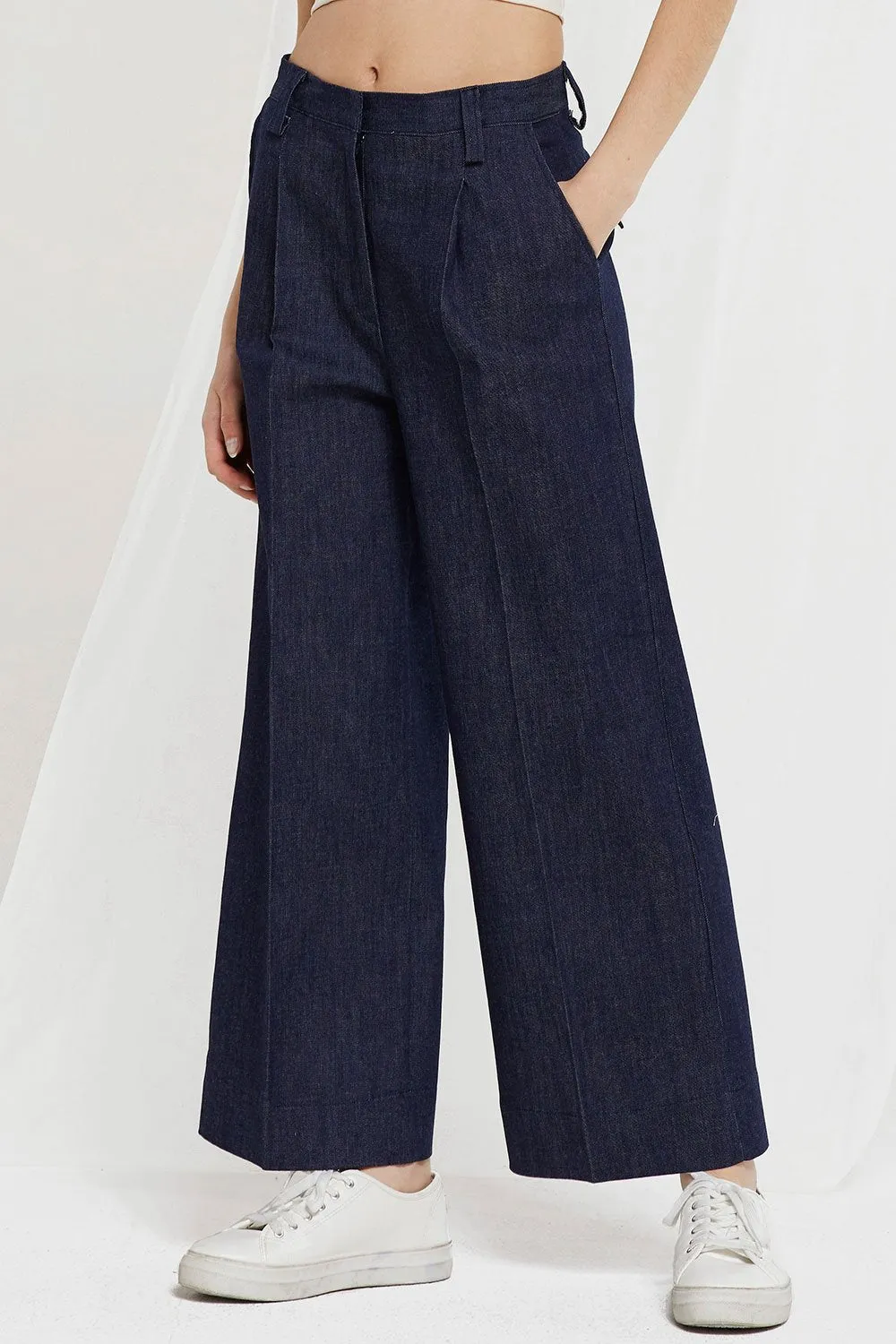 Kaia Wide Leg Raw Jeans