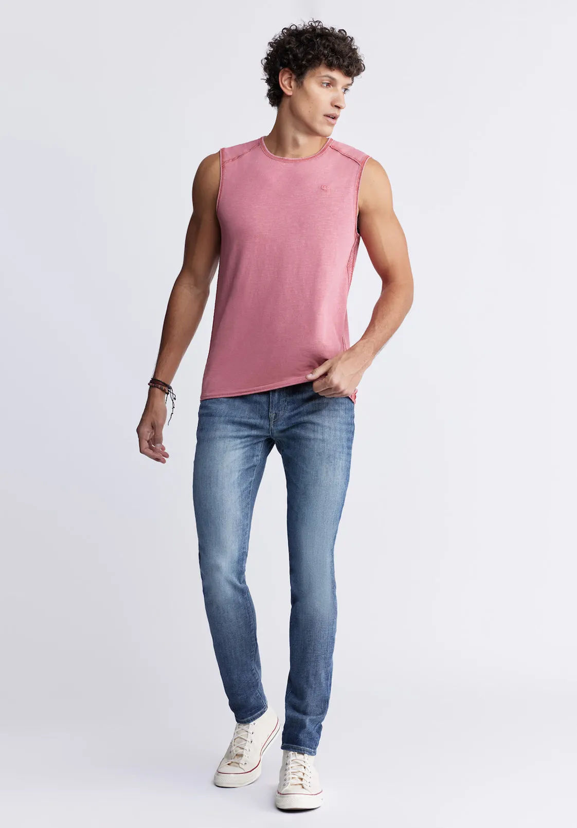 Karmola Men's Sleeveless Top in Mineral Red - BM24235