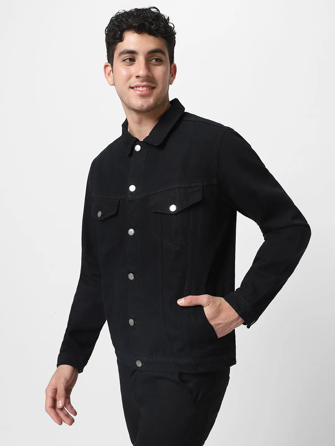 Men's Black Solid Regular Fit Washed Full Sleeve Denim Jacket