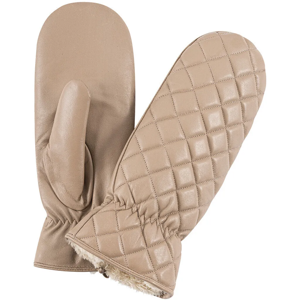 The most beautiful mittens in soft leather / 15510 - Latte