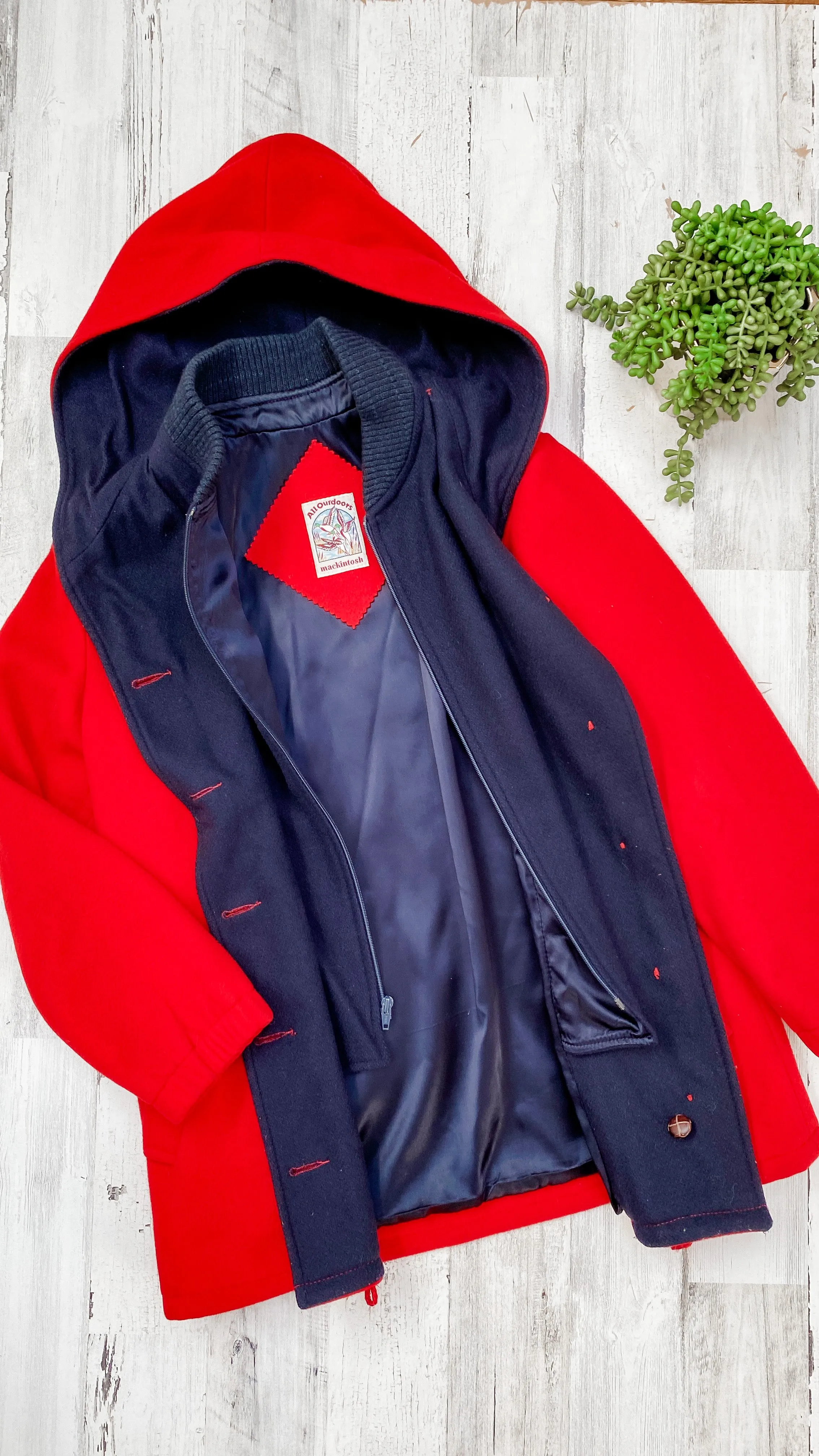 Vintage 80’s All Outdoors Mackintosh Red & Navy Double Lined Coat (M)